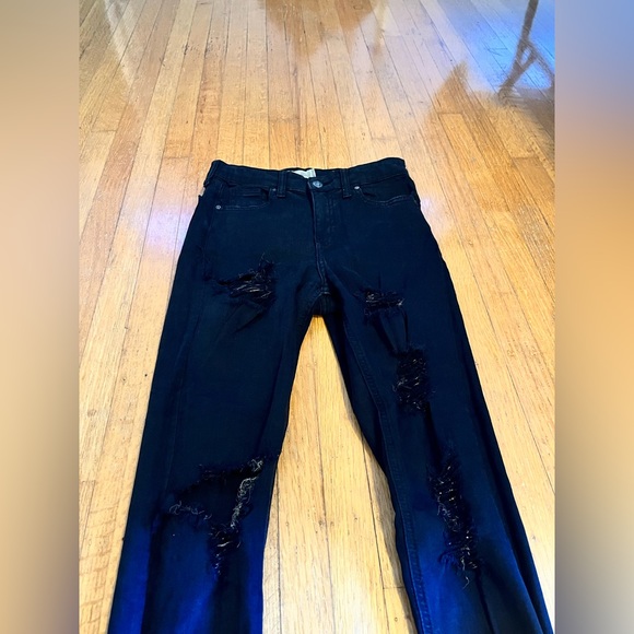 TopShop Ripped Black Jeans - Picture 2 of 5